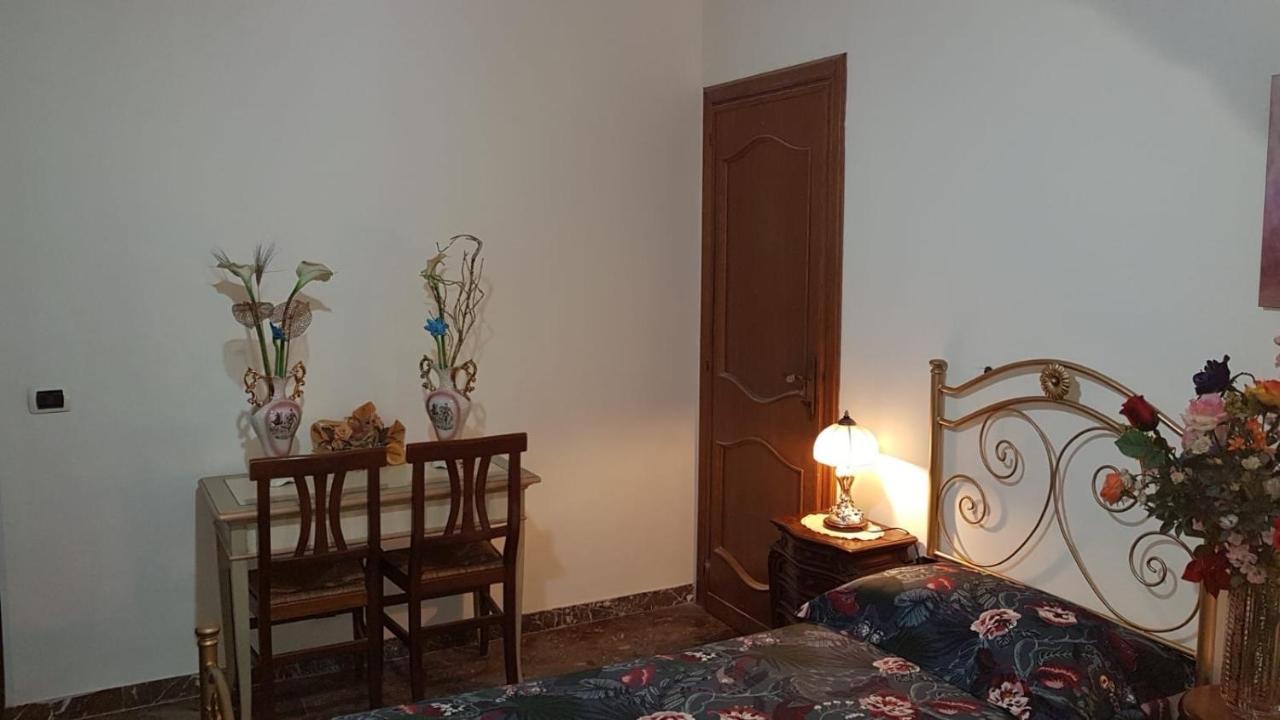 Vecchia Dimora Apartamento Marino Exterior foto