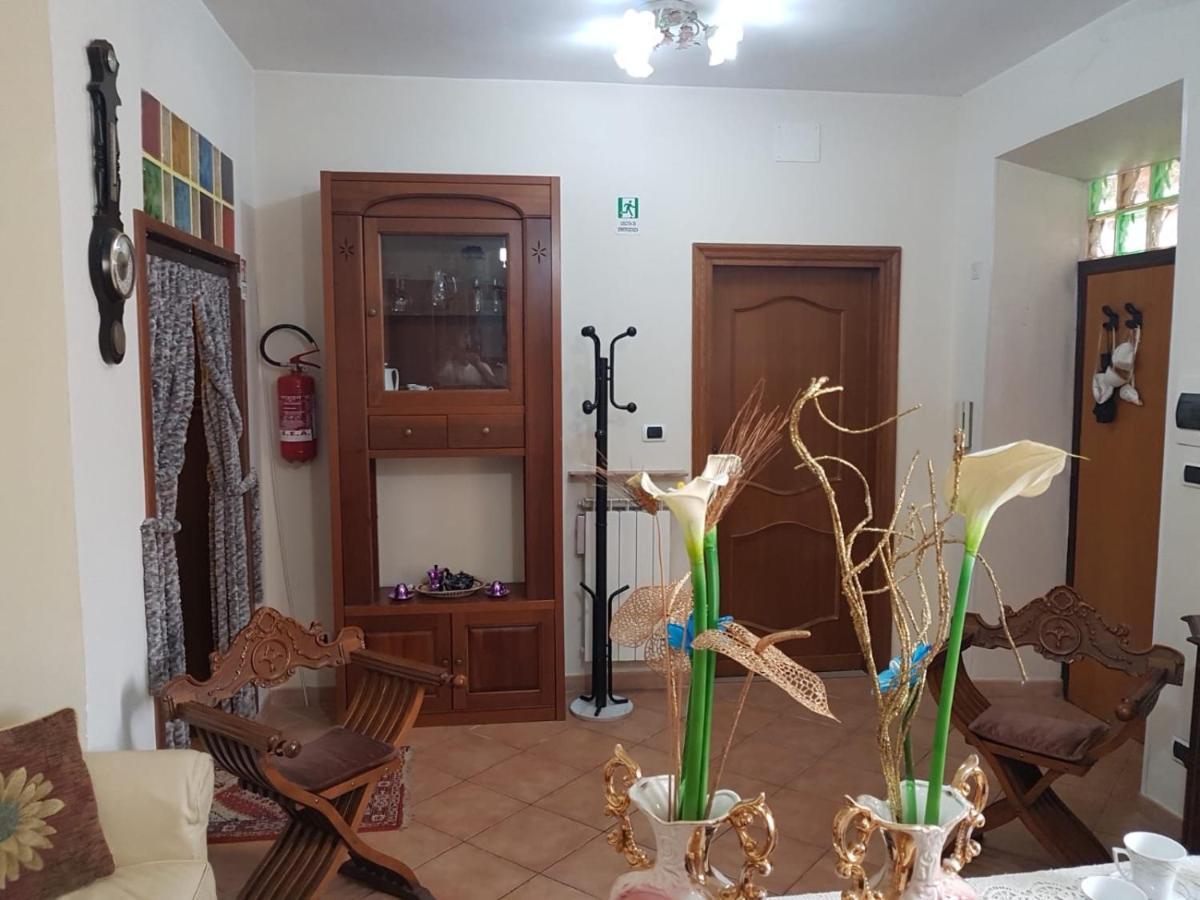 Vecchia Dimora Apartamento Marino Exterior foto